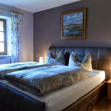 Lehhof Apartment *